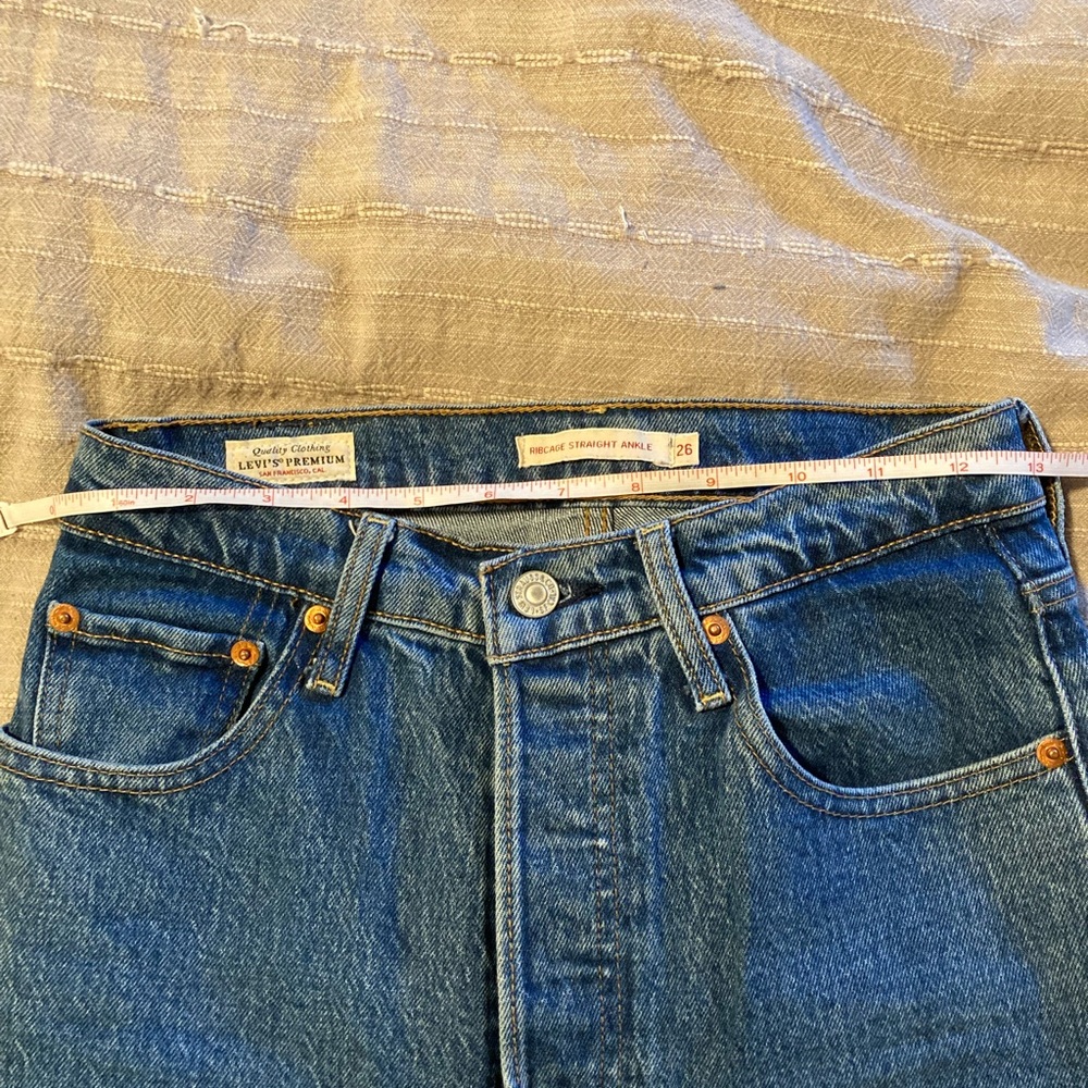 Levi’s ribcage straight ankle